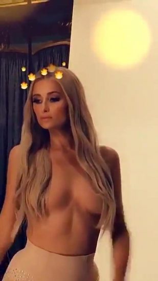 Голая Пэрис Хилтон фото, Обнаженная Paris Hilton