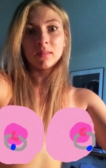 Annie Lederman Nude She Flashed Boobs In Public Scandal Planet