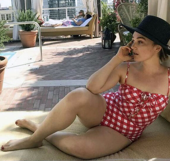 Chloe Fineman Nude Photos and LEAKED Porn - Scandal Planet